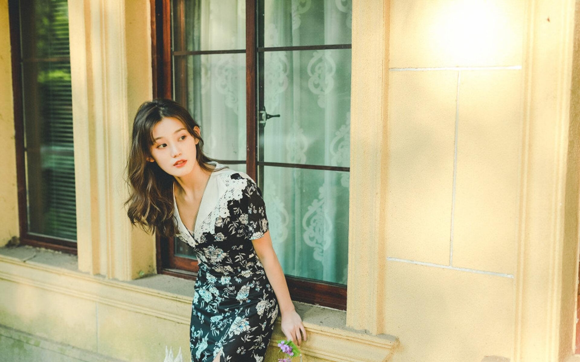 爱游戏官网-拜仁锋线火力压制形成持续高压，拜仁锋线组合