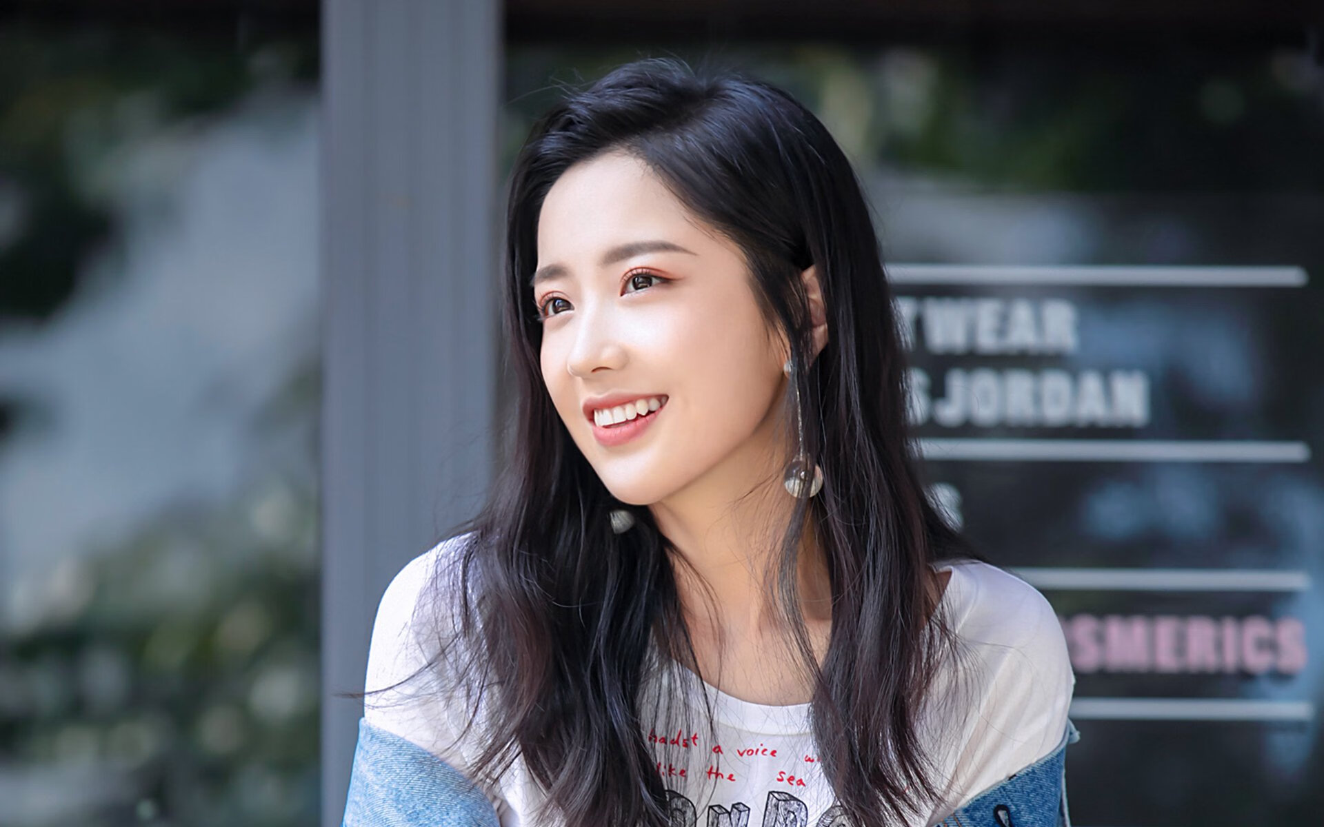 蝶泳新秀韩国助力突破，蝶泳韩国美女